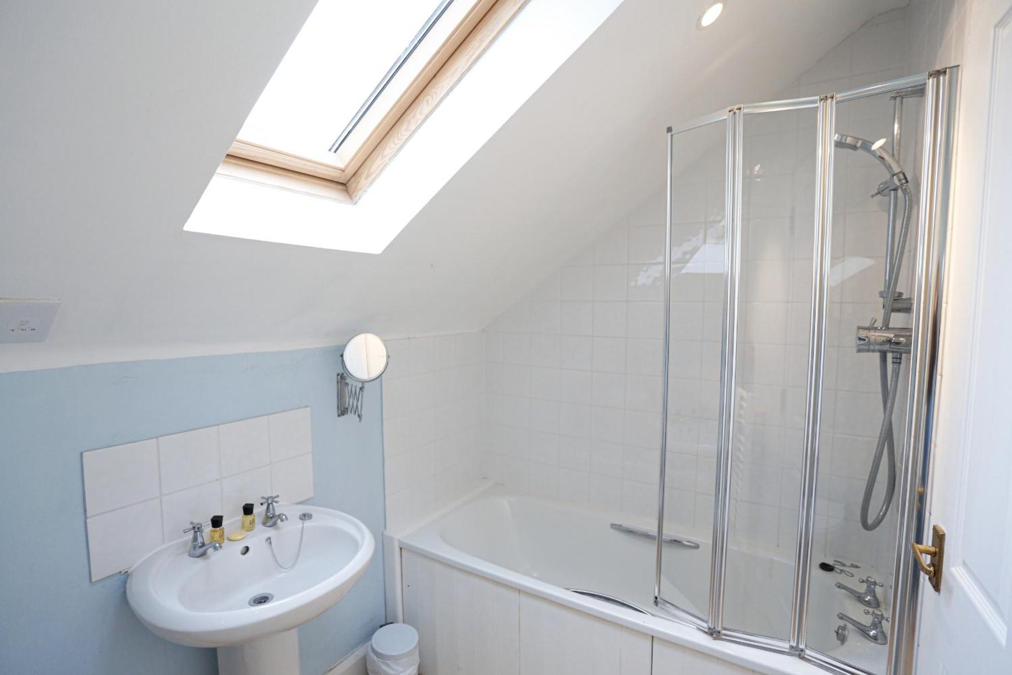 Bed and Breakfast The Fishbourne Fishbourne  Habitación foto